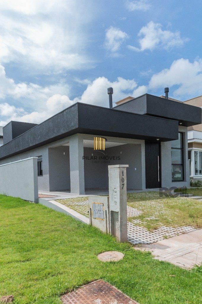 CASA EM CONDOMINIO - 3 dorms.-  3 vagas - 155 m² - GRAVATAÍ