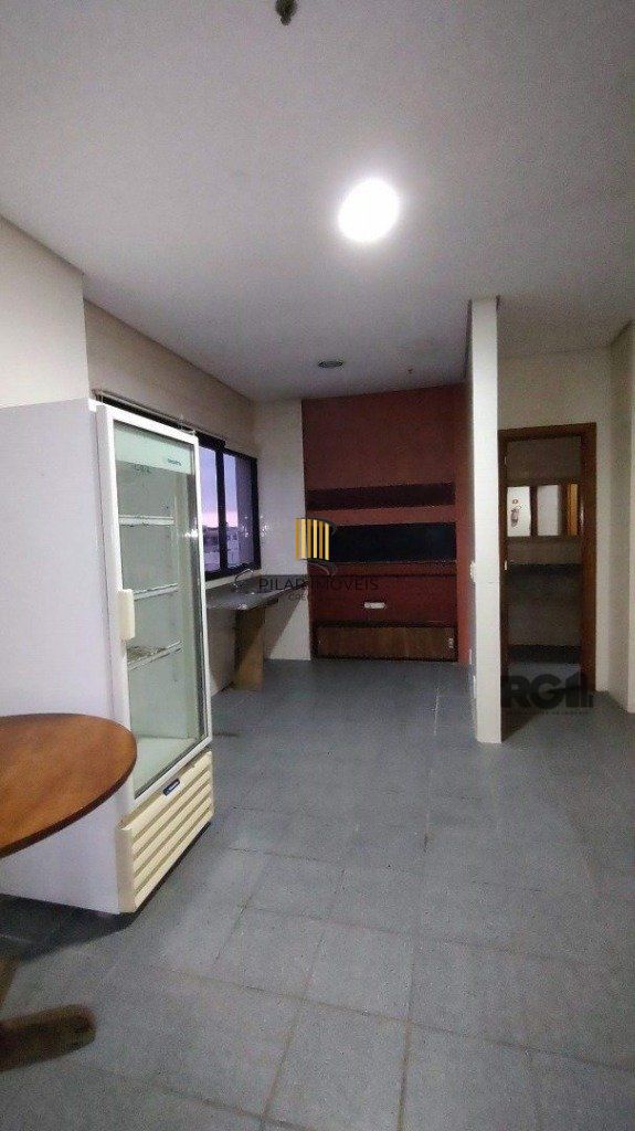 SALA - 41 M² - 1 VAGA -   MENINO DEUS