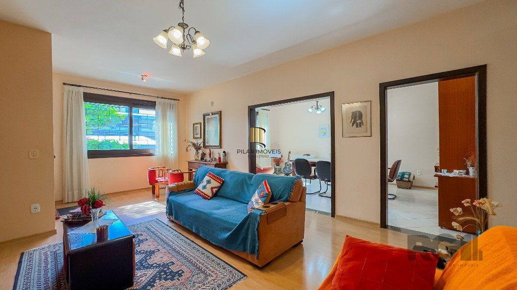 Casa com 3 Quartos e 2 vagas à venda, 344 m² por R$ 2.800.000,00