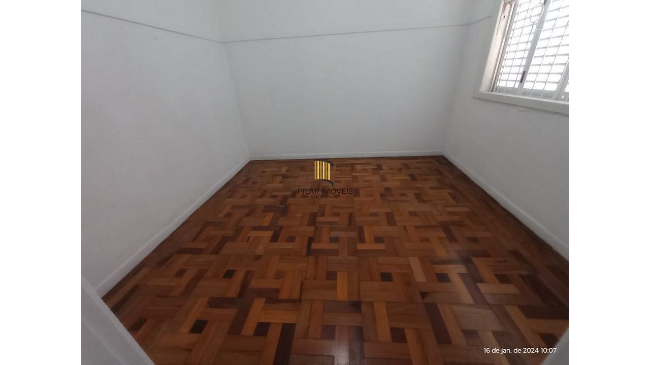SOBRADO COMERCIAL - 220m² - 2 vagas - GETULIO VARGAS