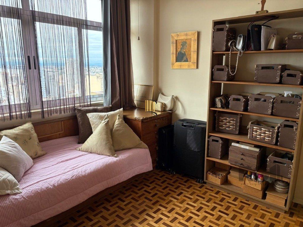 Apartamento 2 dormitórios no bairro Centro Histórico