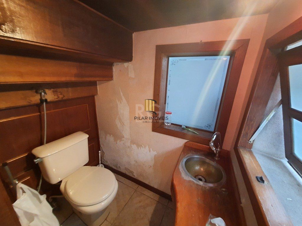 Casa para Venda - 300m², 3 dormitórios, sendo 3 suites, 5 vagas - Santana