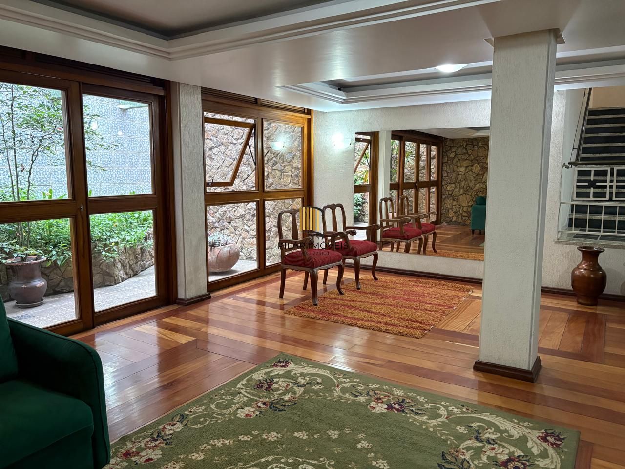 Apartamento amplo no bairro Menino Deus 60,68m², 2 dormitórios