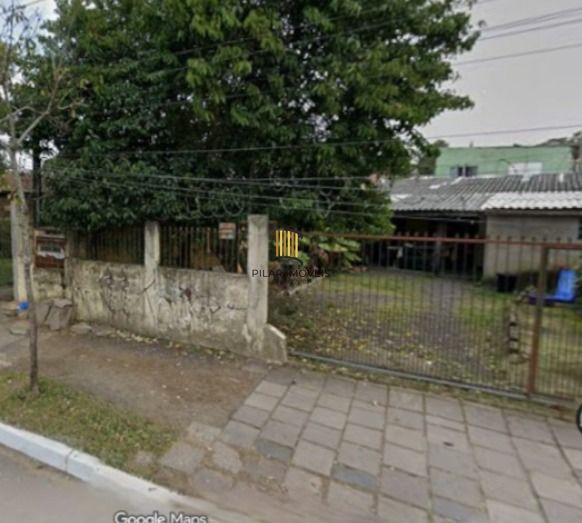 Terreno 330m2 com casa de alvenaria