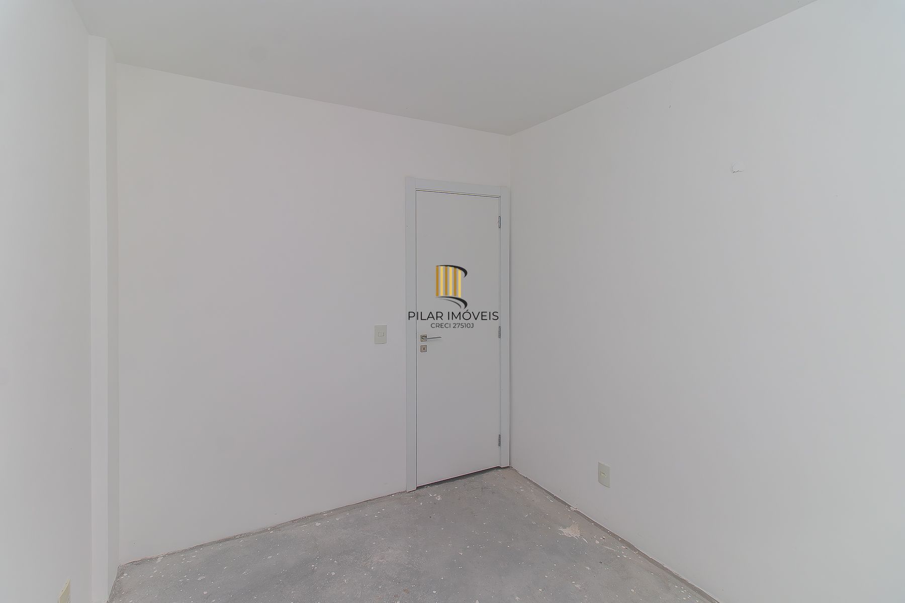 APARTAMENTO COBERTURA - 2 DORMS - 2 VAGAS - 166,21 m² - TRISTEZA