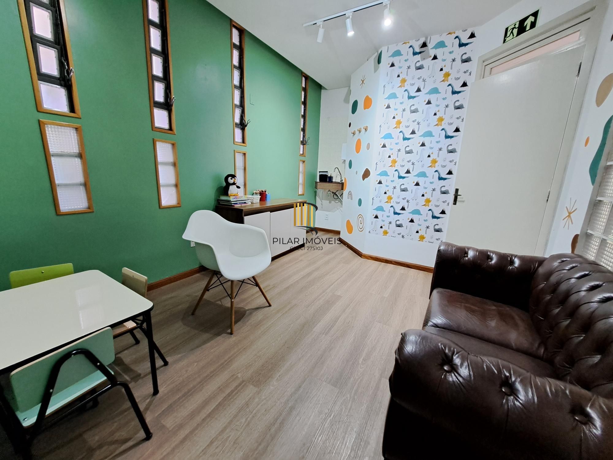 Sala/Loja montada para atendimento no Bom fim