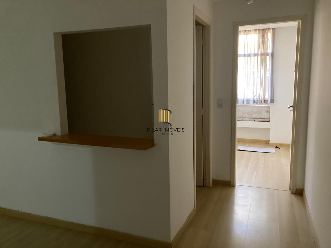 ÓTIMA SALA COM 37 METROS PRIVATIVOS E BOX ESCRITURADO