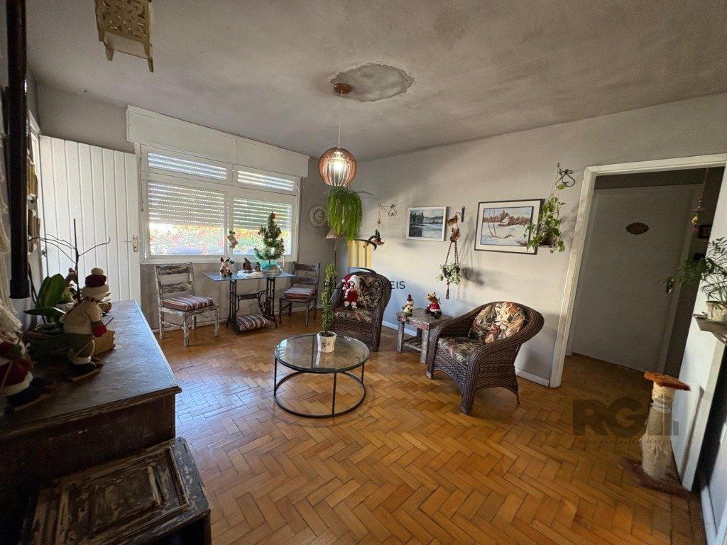 Apartamento  2 Dormitórios 140m² Menino Deus
