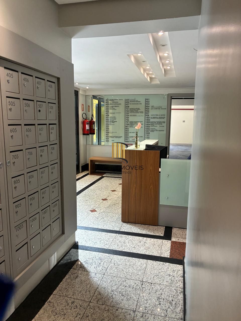 Ótima sala de 24,88 metros quadrados no Menino Deus