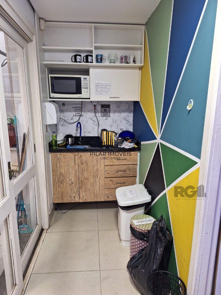 casa misto -7 salas - 325,12 m² - Menino Deus