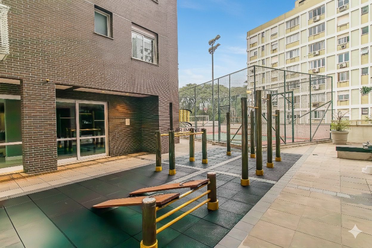Apartamento 3 suítes 3 vagas no Moinhos