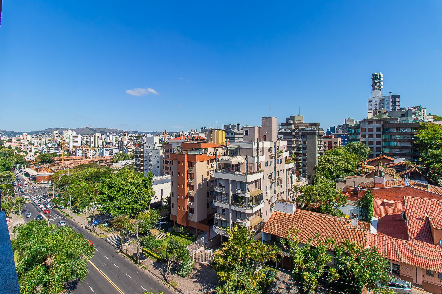 3 Dormitórios com suíte e vista próximo a Encol