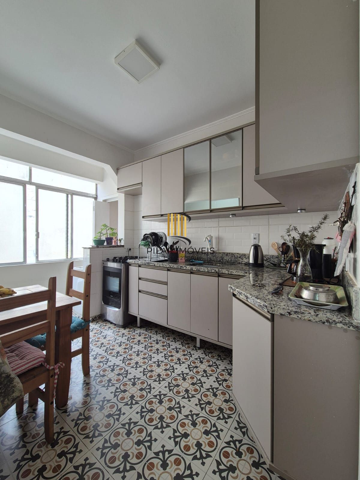 Apto com 2 dormit. na Cidade Baixa