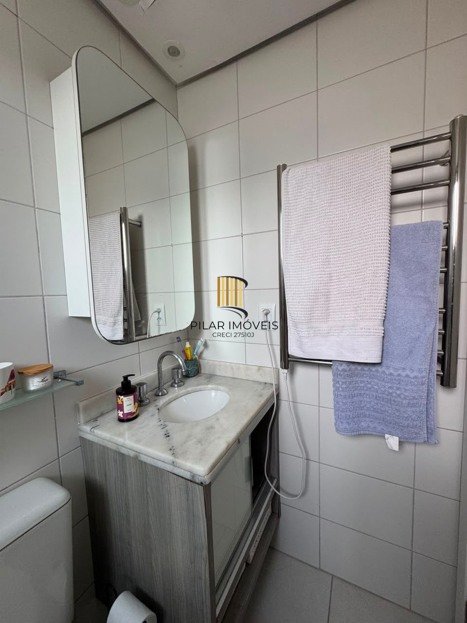 Apartamento 2 dormitórios com vaga no Menino Deus