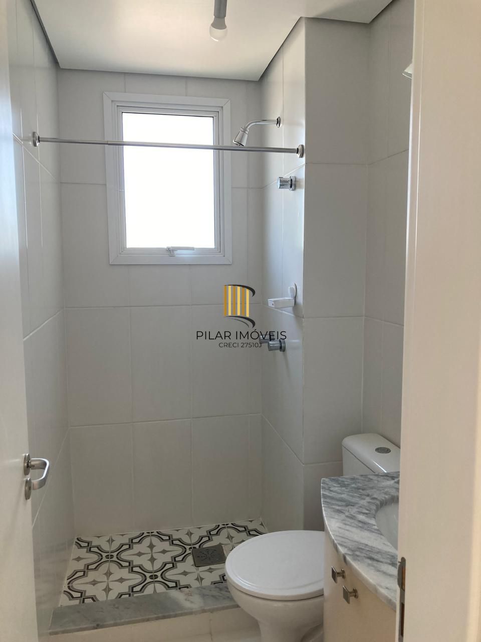 Apartamento 2 dormitórios com suíte e vaga coberta escriturada