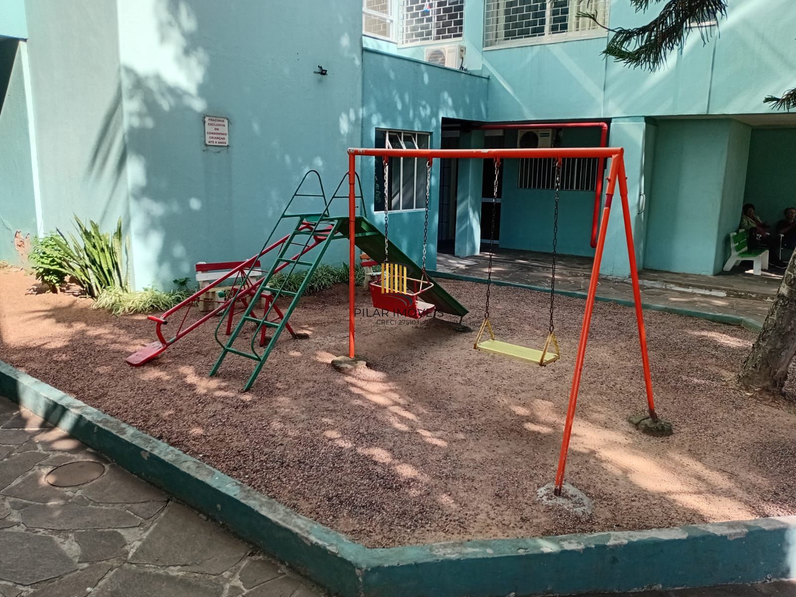 Apartamento 2 dormitórios no bairro Cristal