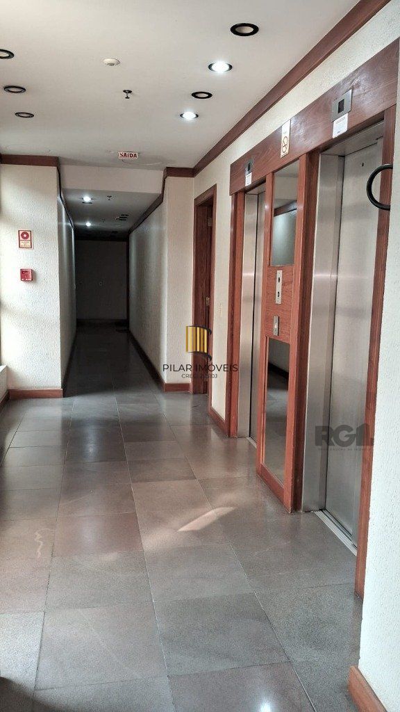 SALA - 34,84 m² - 1 vaga - MENINO DEUS