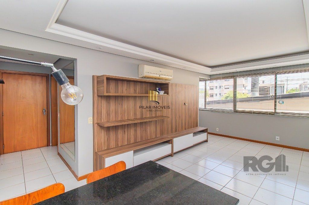 Apartamento 2 dormitórios, com suíte e churrasqueira