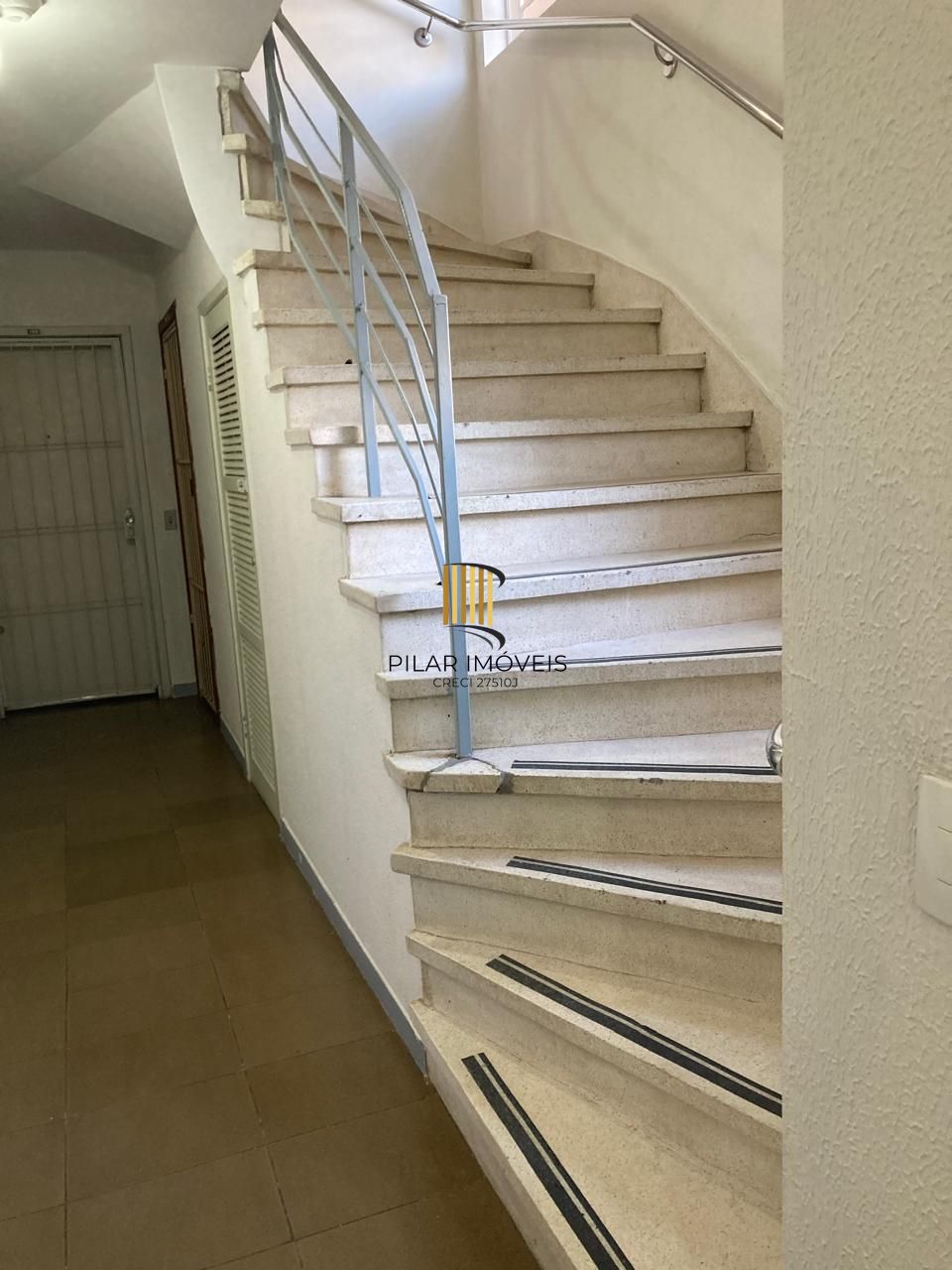 APARTAMENTO 2 DORMITÓRIOS, 60 m2, PRÓXIMO AO ANTIGO ESTÁDIO DO GRÊMIO