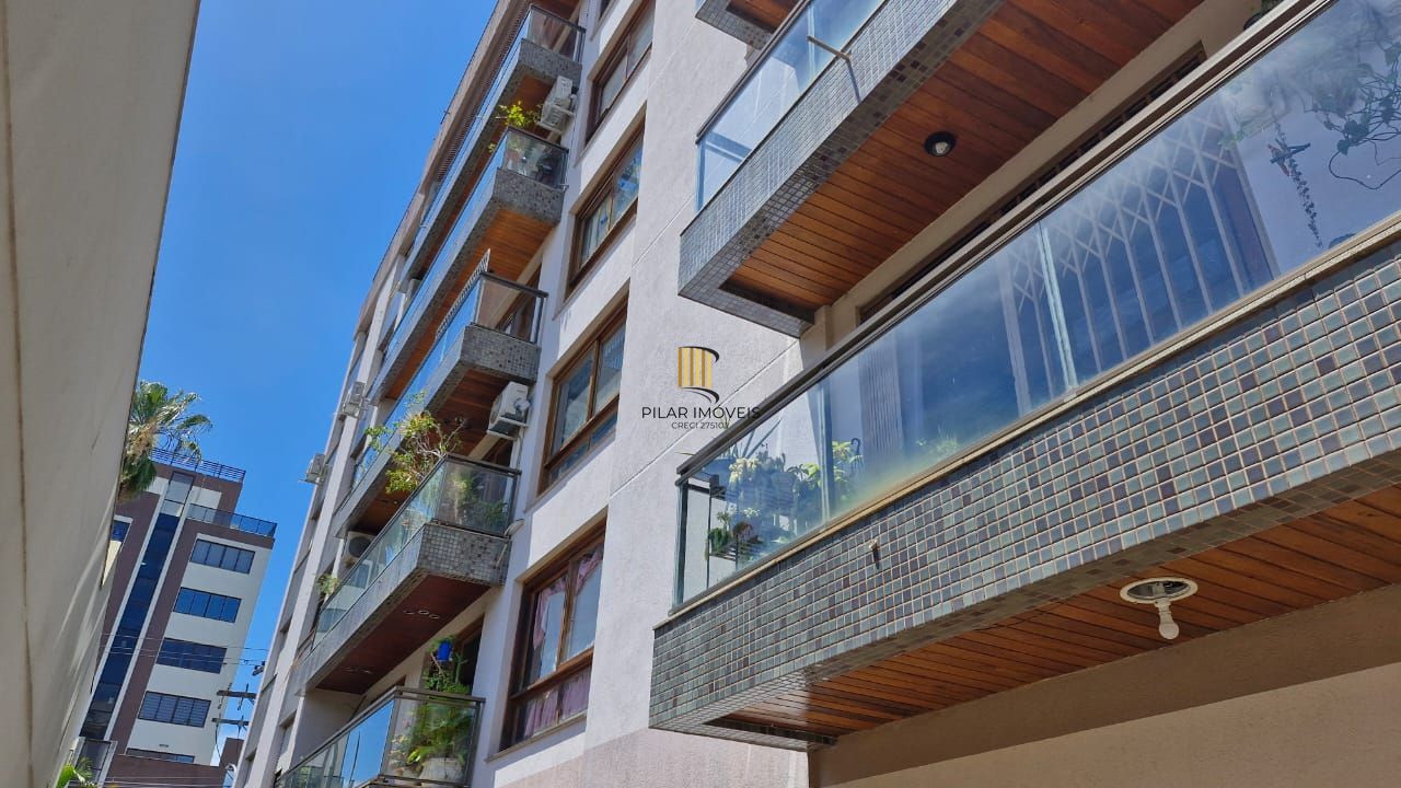 Apartamento na Av. Getulio Vargas com 3 dormitórios sendo uma suíte, 1 garagem