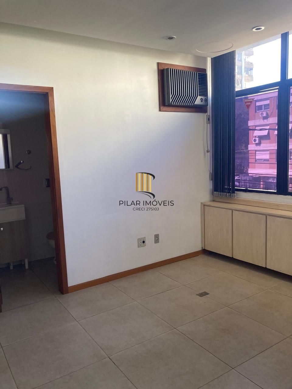 Conjunto de Salas na Rua Érico Veríssimo