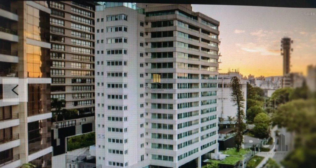 Apartamento - 4 suites -4 vagas -265 m²- Bela Vista