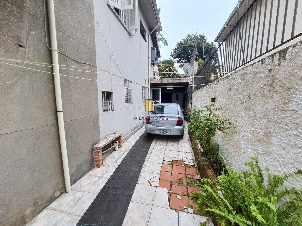 Casa para Venda - 300m², 3 dormitórios, sendo 3 suites, 5 vagas - Santana