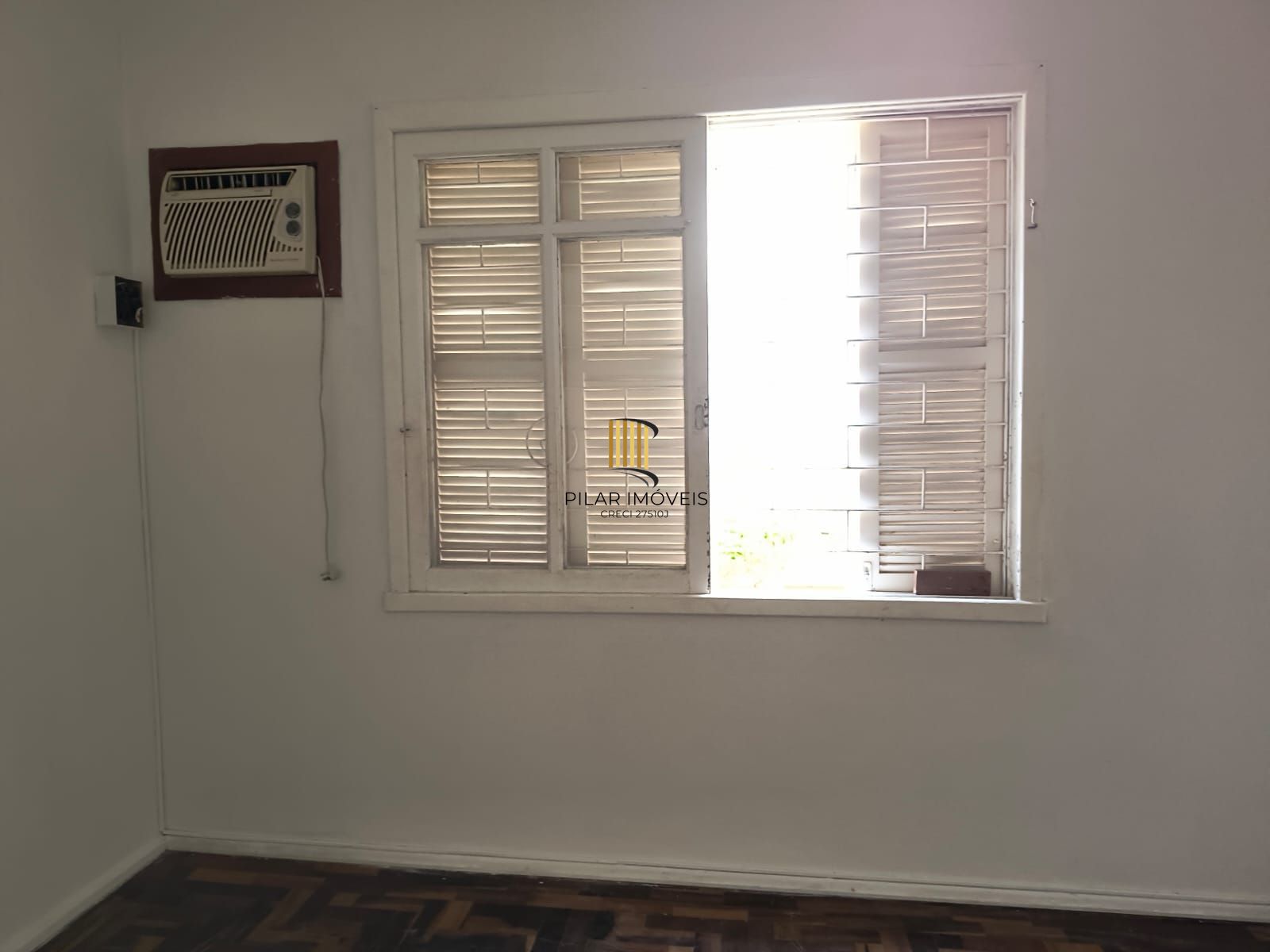 APARTAMENTO 2 D -MENINO DEUS