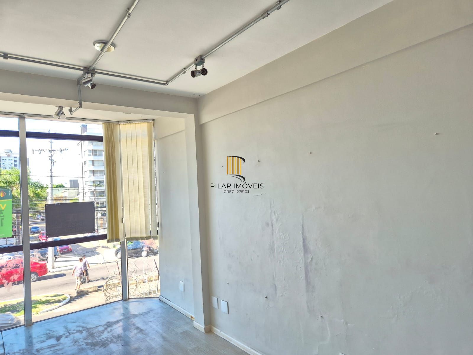 Sala comercial desocupada