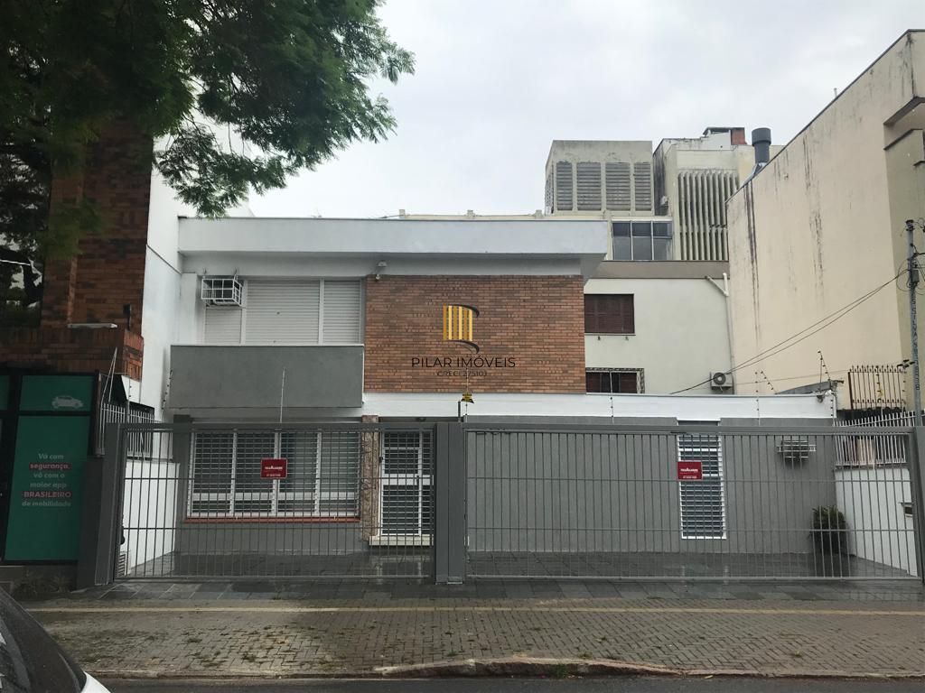 Casa comercial no miolo do bairro Menino Deus - Pilar Imóveis