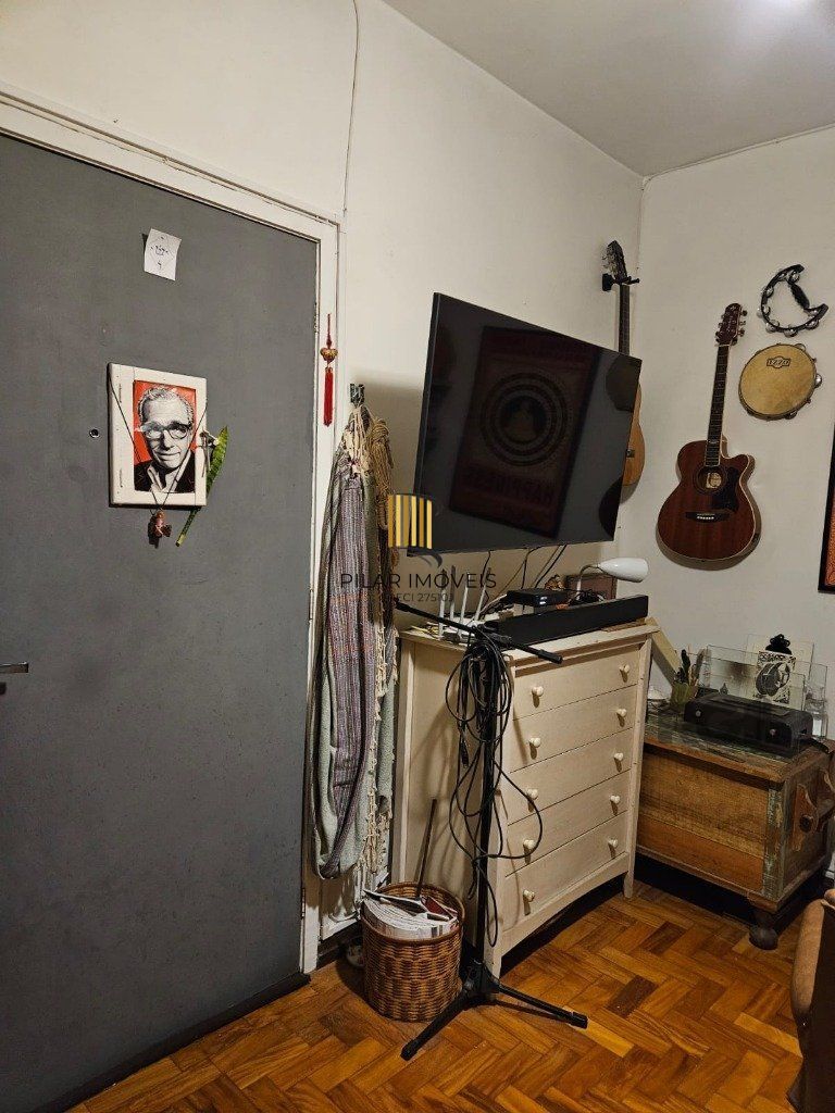 APARTAMENTO  JK -  1 dormitório -  35,22 m² - MENINO DEUS