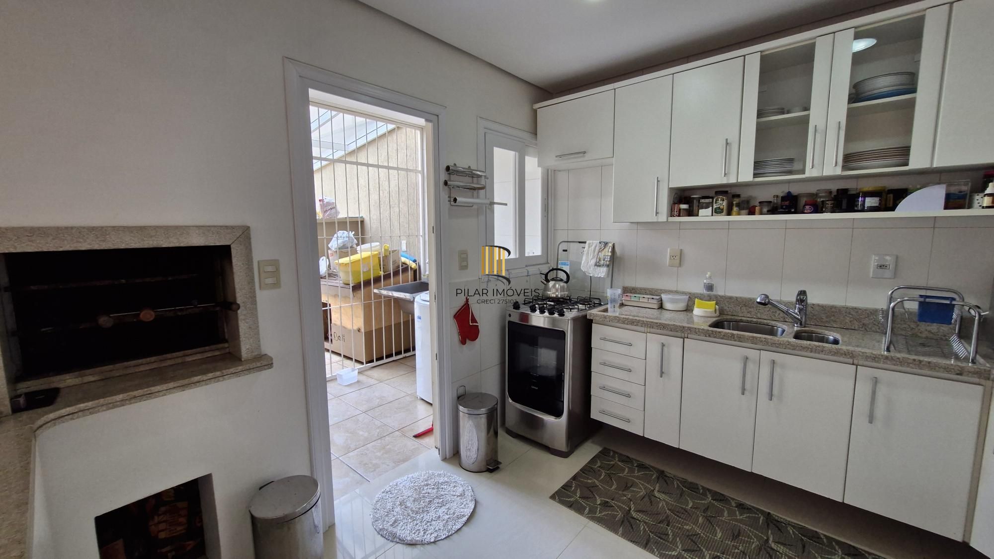 Casa 3 dormitórios próximo ao Iguatemi