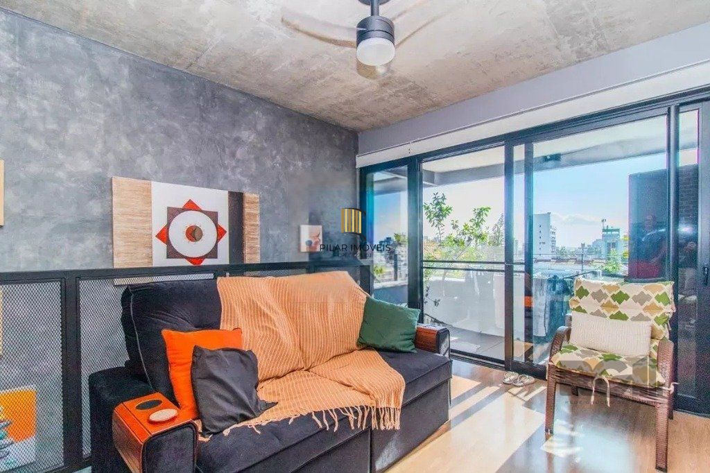 COBERTURA DUPLEX COM 1 DORMITÓRIO E VAGA DE GARAGEM