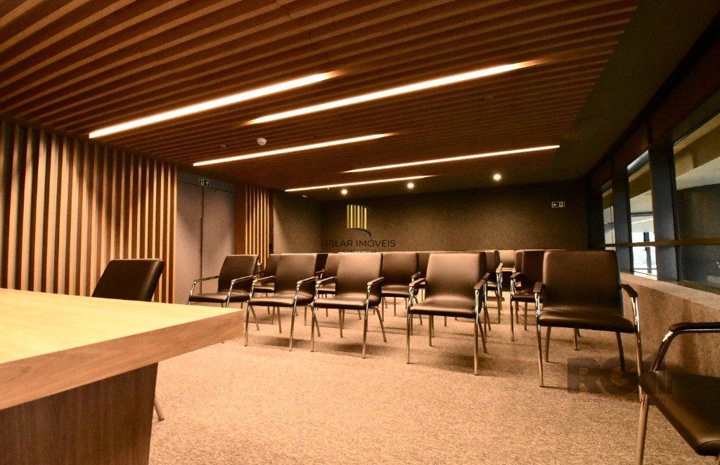 CONJUNTO/SALA - 35,32 m² - PRAIA DE BELAS