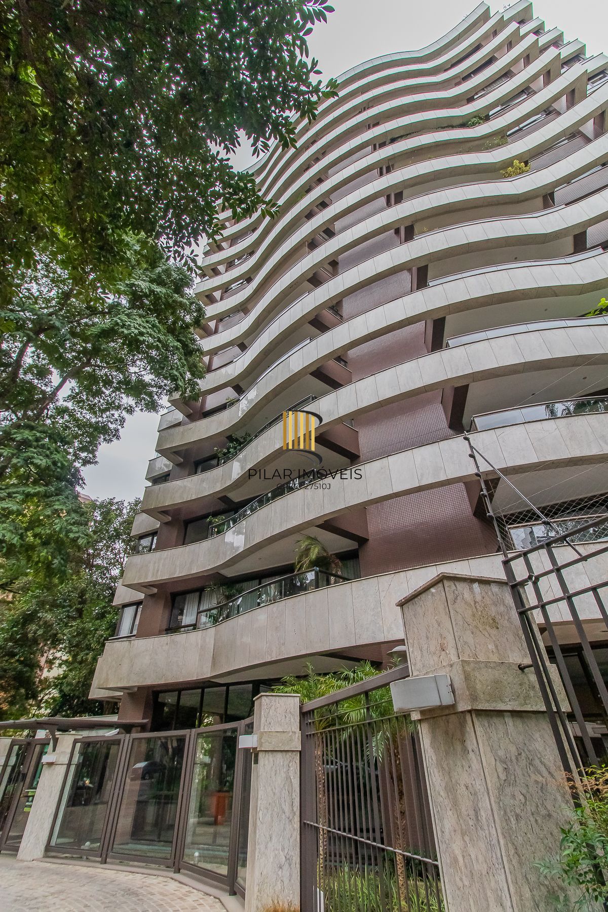 Apartamento cobertura - 4 dorms.  6 vagas - 500 m² -  Auxiliadora