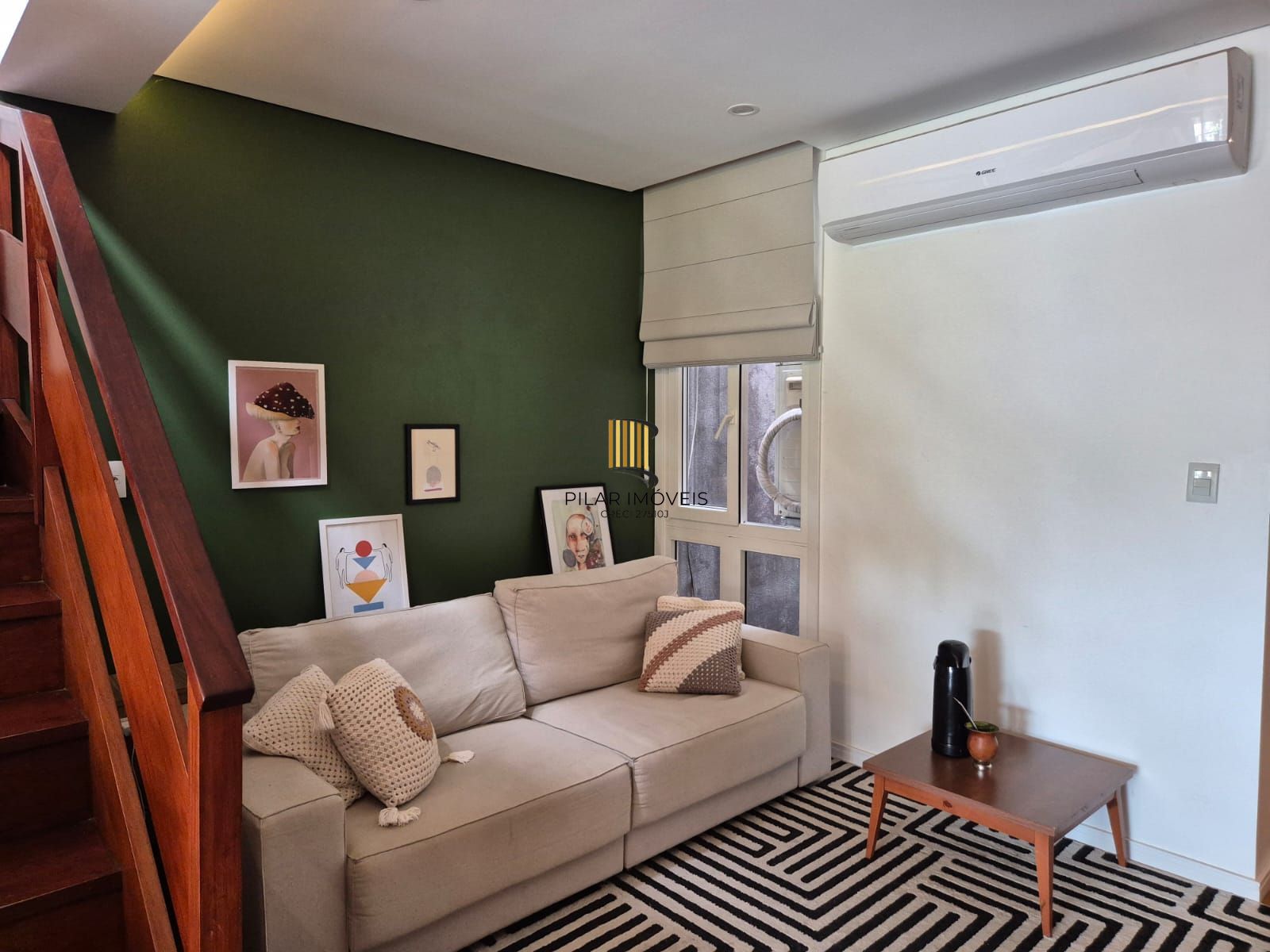 Cobertura reformada com churrasqueira