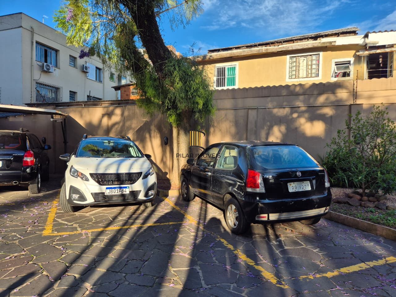 2D com Vaga na Barão do Triunfo