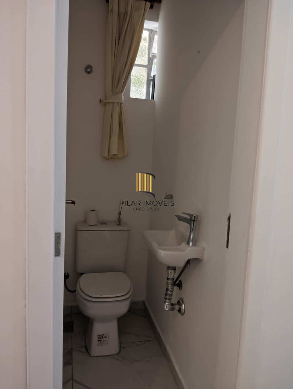 APARTAMENTO - 2 dormitórios - 58,00 m² - AZENHA