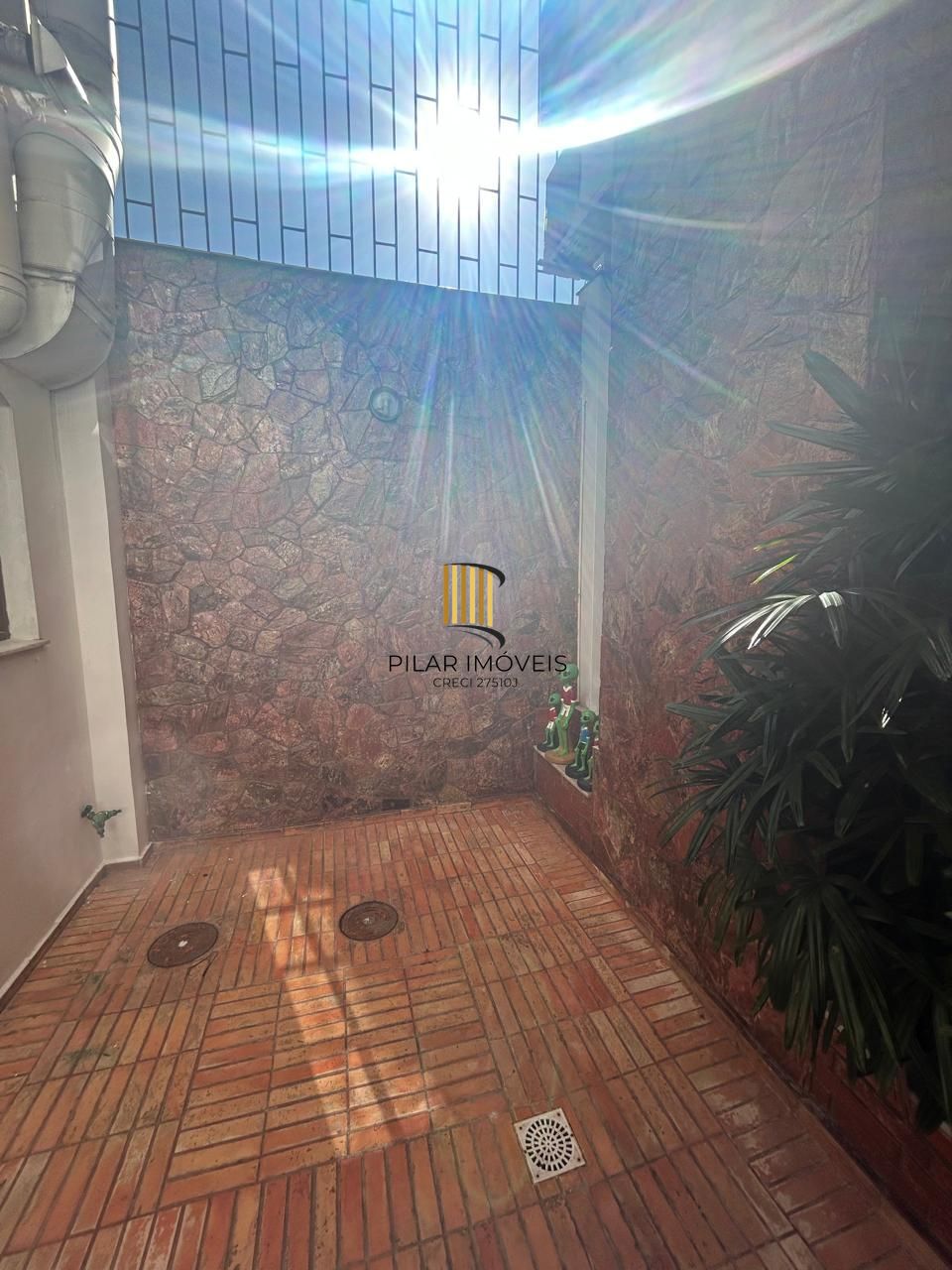 CASA -4 DORM. -com 2 suítes - 3 BOX- 297,18 m² - MENINO DEUS