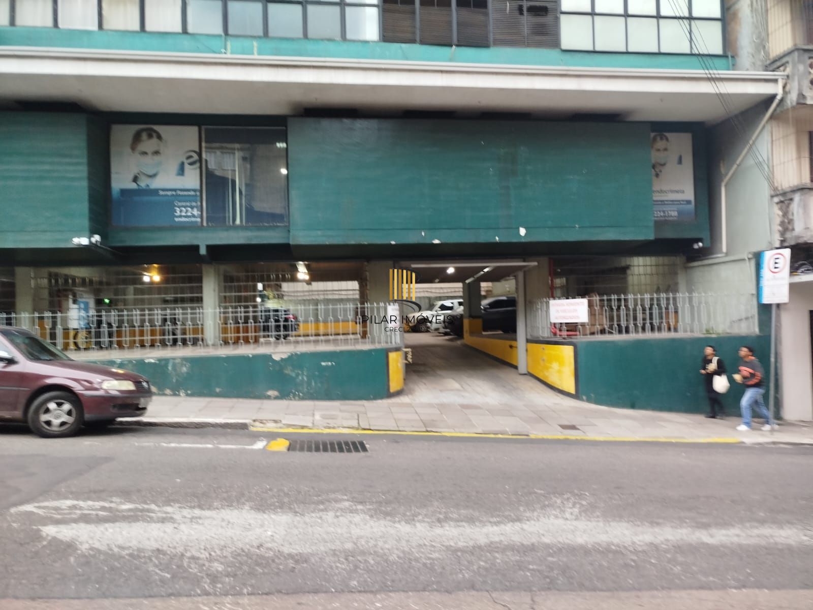 Sala Comercial 1 dormitório no bairro Centro Histórico