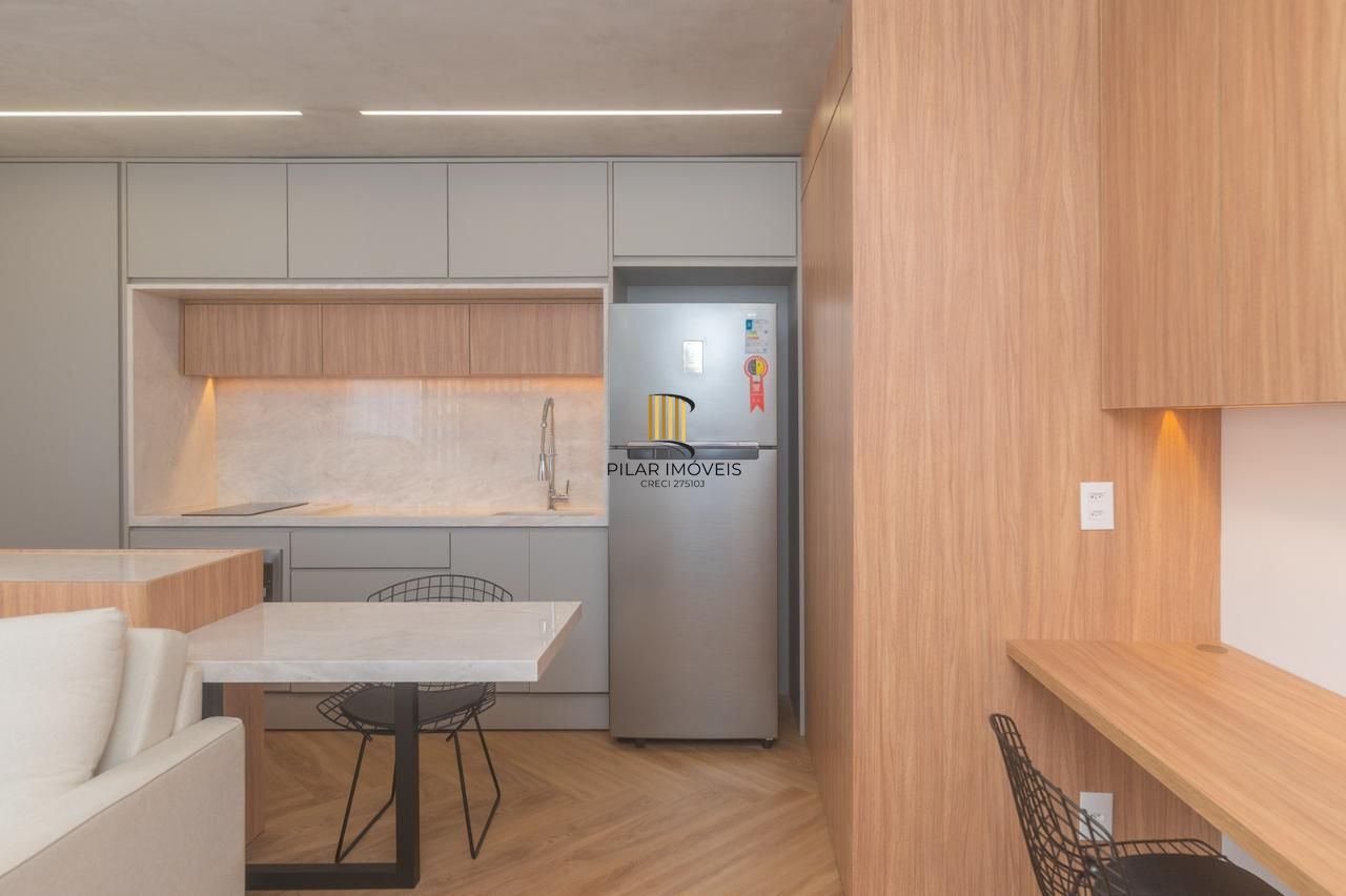 Apartamento tipo Stúdio, um dormitório em frente à Rendenção