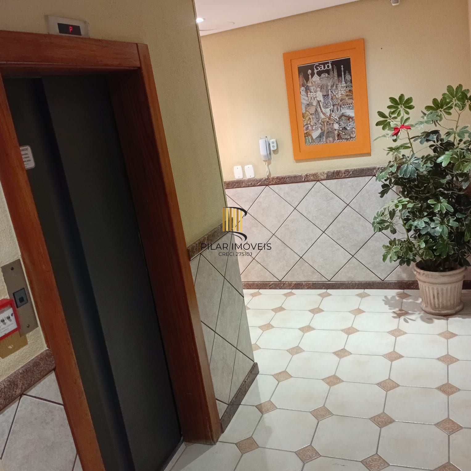 Apartamento 108,72 m² privativos,2 dormitórios, 1 suite, sacada,  garden e churrasqueira, 1 vaga coberta.