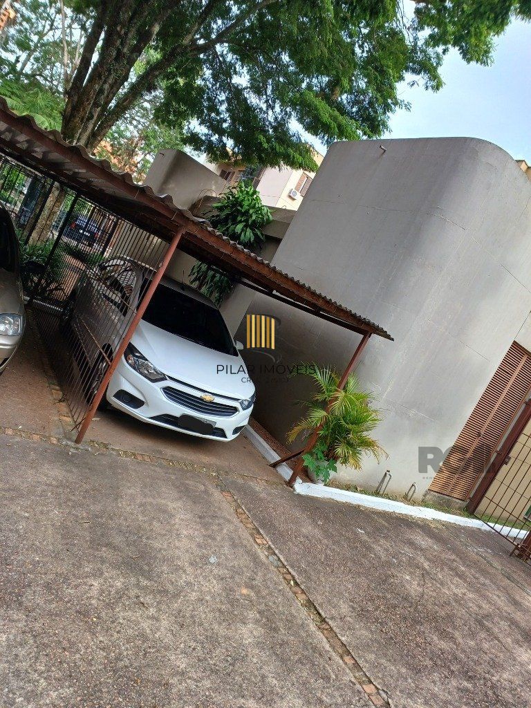 02 dormitórios com vaga.