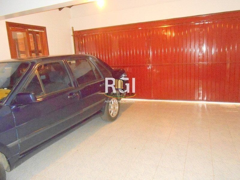 Casa para Venda - 430m², 3 dormitórios, sendo 1 suites, 2 vagas - Vila Nova
