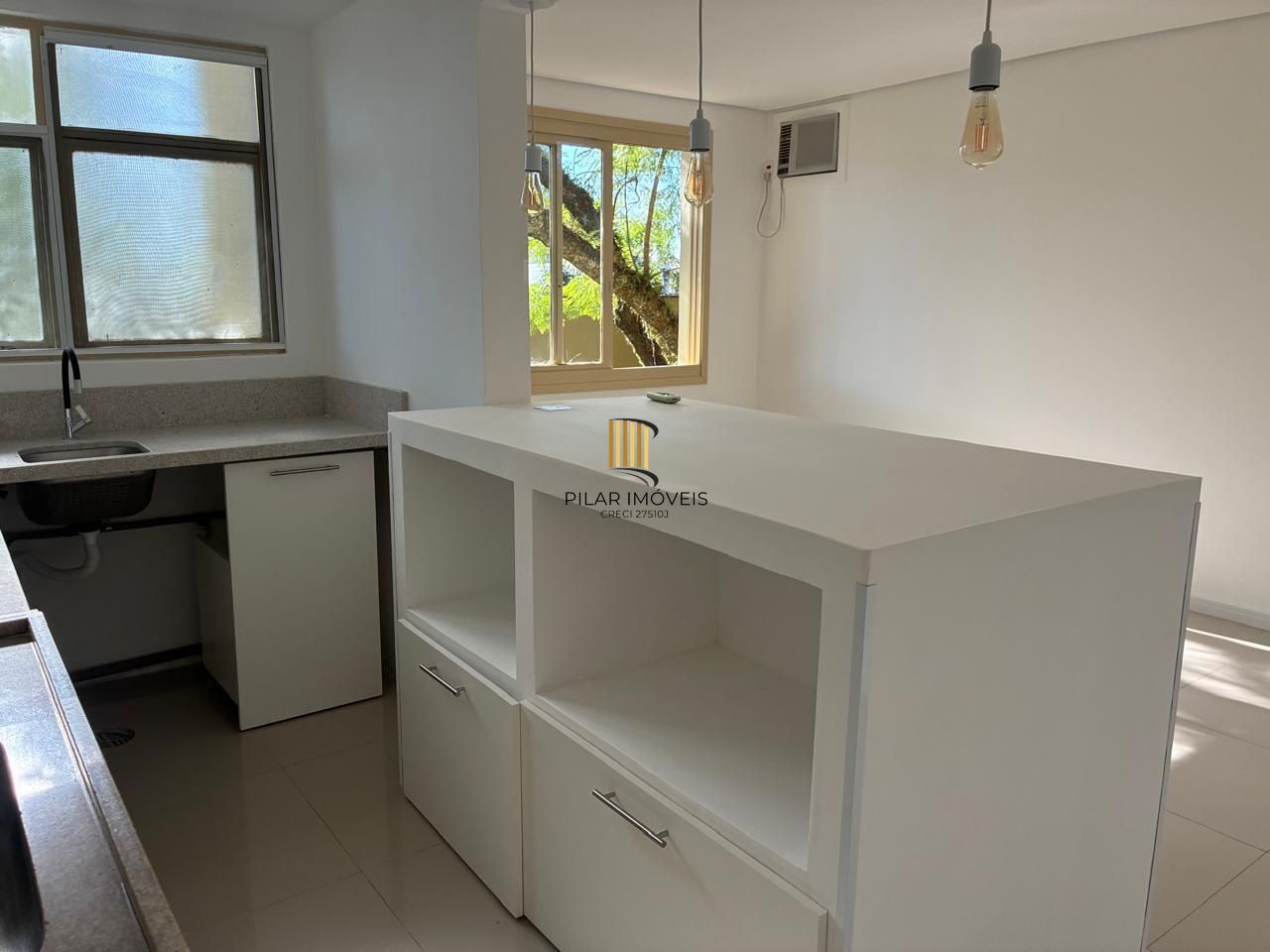 LINDO IMÓVEL DE UM DORMITÓRIO JUNTO AO BEIRA-RIO