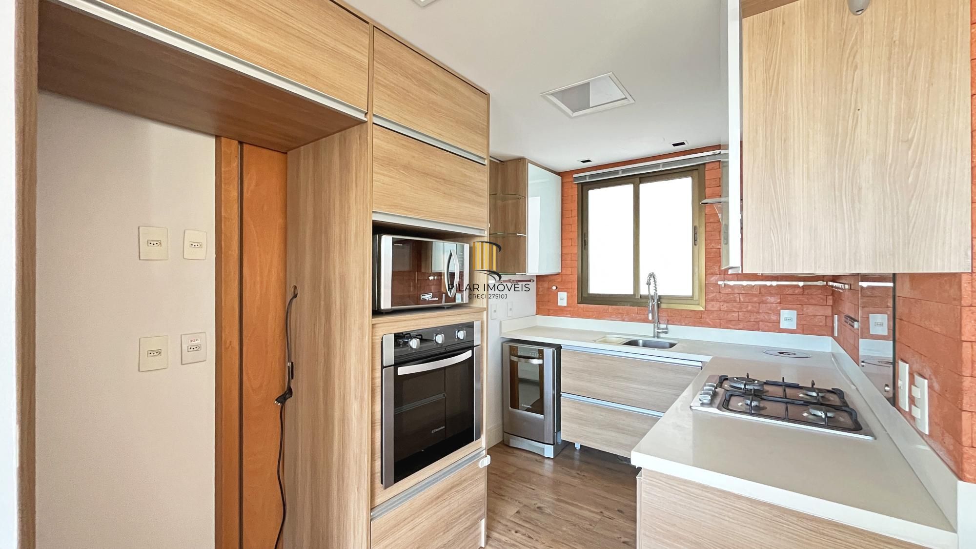 Apartamento - 2 dormitórios - 2 suíte - 1 vaga dupla- 86,72 m² - MENINO DEUS