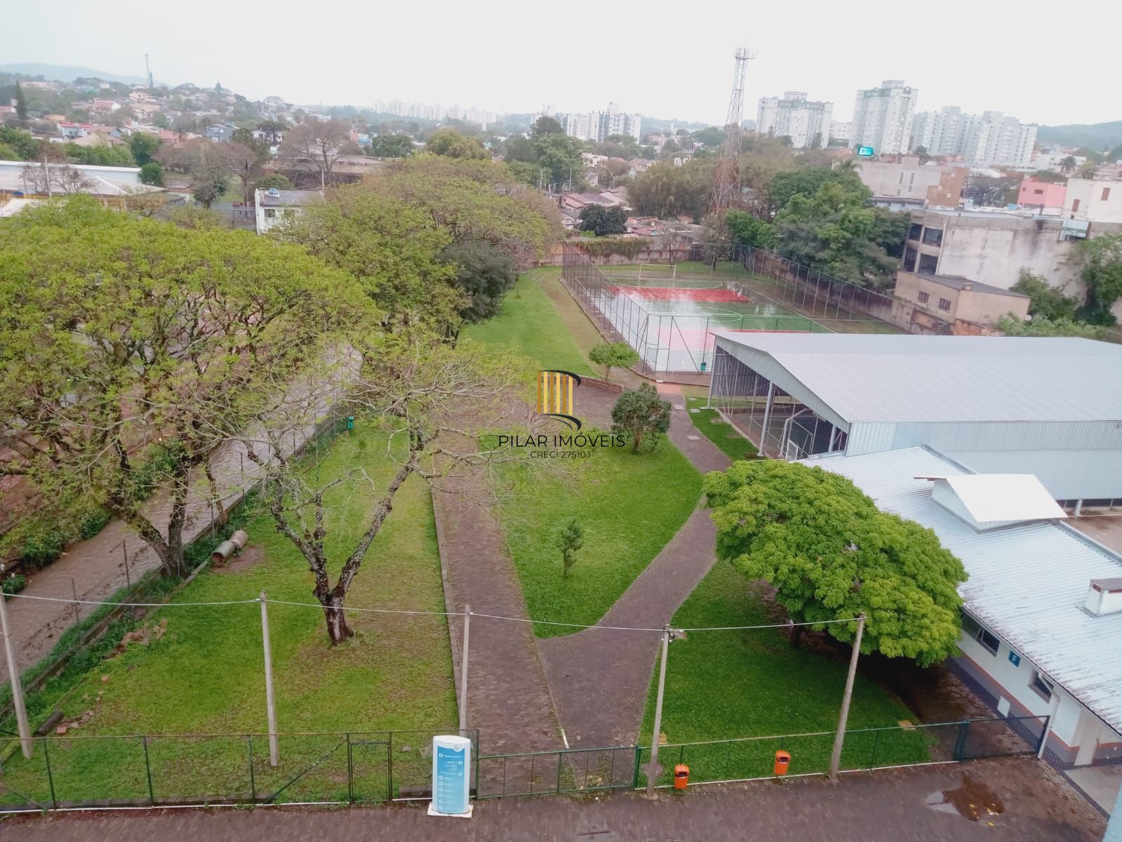 Apartamento diferenciado, dois dormitórios - Estacionamento