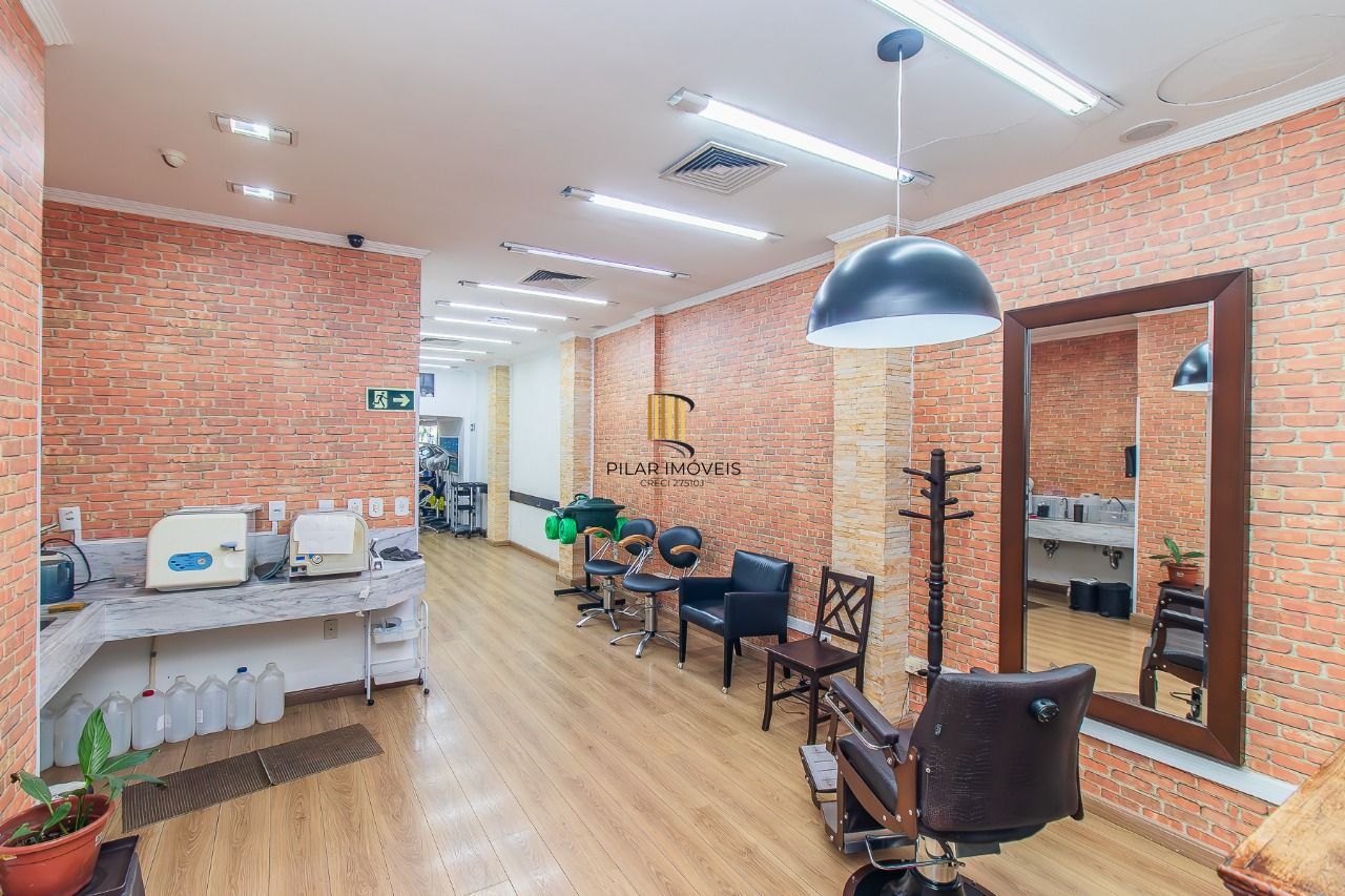 Sala Comercial 1 dormitório no bairro Menino Deus