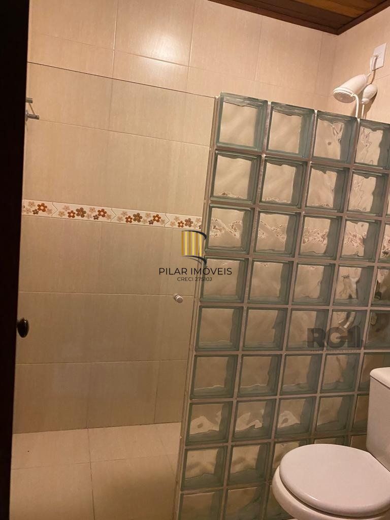 CASA EM CONDOMÍNIO - 3 dorms. - 3 vagas - 150 m² - VIAMÃO