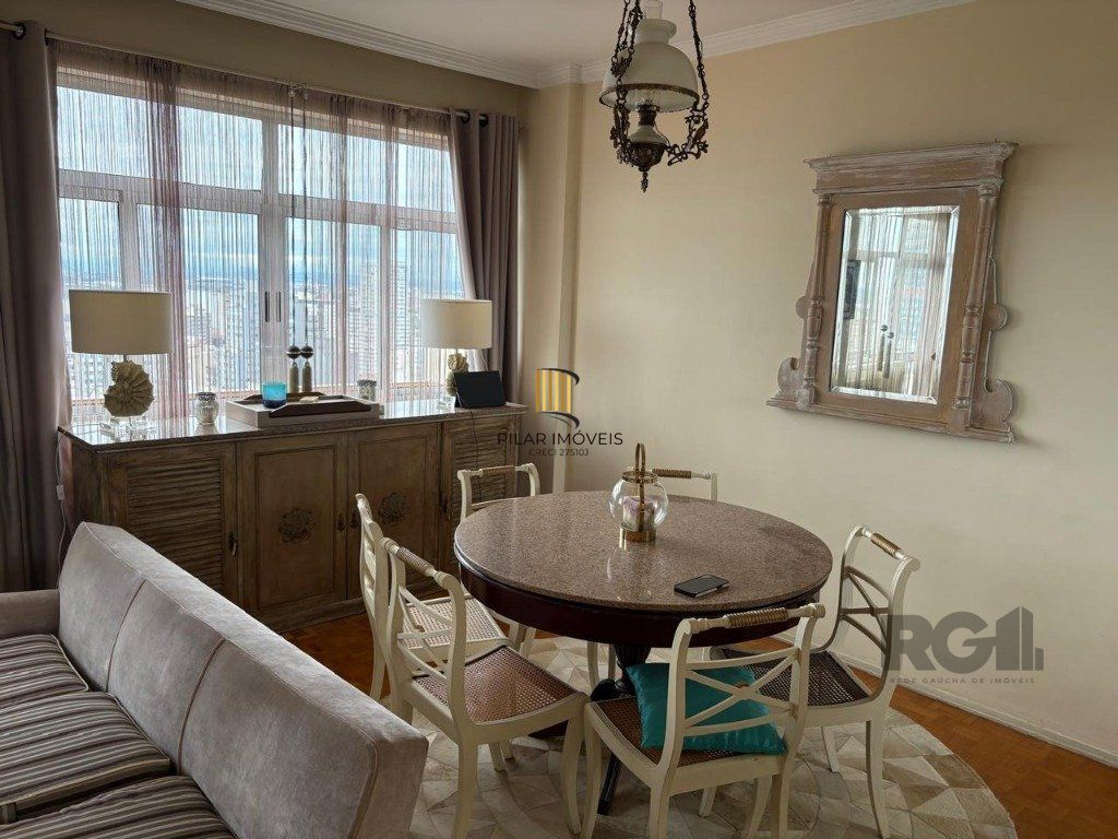 Apartamento 2 dormitórios no bairro Centro Histórico